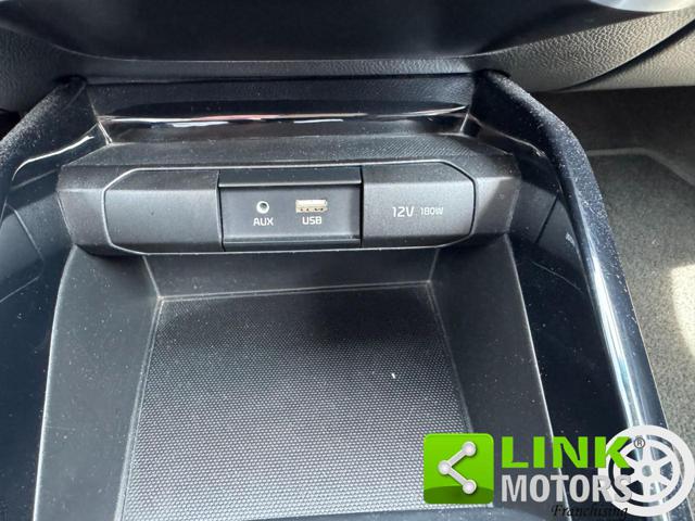 KIA Rio usata, con USB
