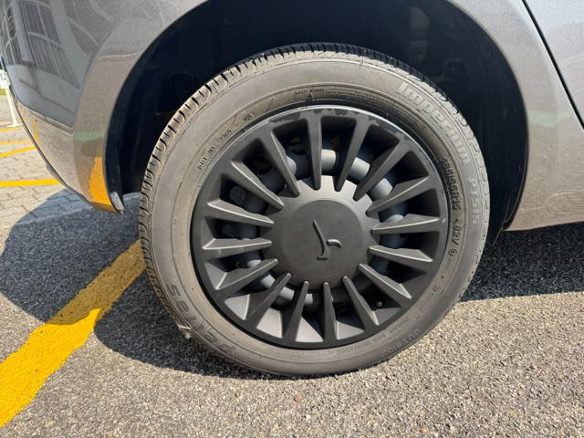 LANCIA Ypsilon usata, con MP3