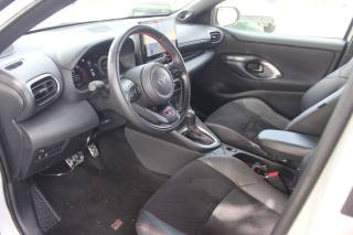 TOYOTA Yaris usata, con Autoradio digitale