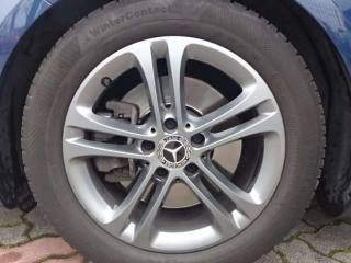 MERCEDES-BENZ A 220 usata, con Fari Xenon