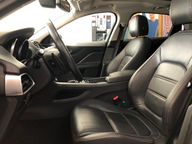 JAGUAR F-Pace usata, con Climatizzatore