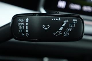 VOLKSWAGEN Golf usata, con Sedile posteriore sdoppiato