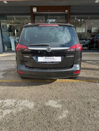 OPEL Zafira Tourer usata, con Alzacristalli elettrici
