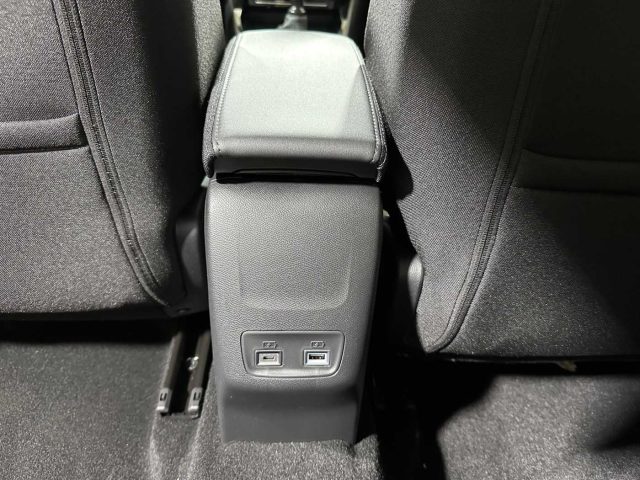 PEUGEOT 208 usata 28