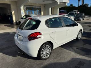 PEUGEOT 208 usata, con Airbag Passeggero