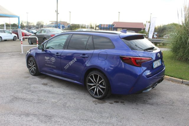 TOYOTA Corolla usata, con Cerchi in lega
