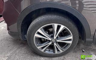 NISSAN Qashqai usata, con Monitoraggio pressione pneumatici