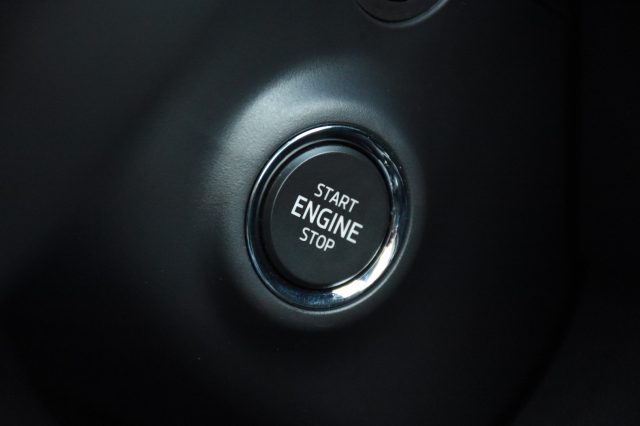 SKODA Karoq usata, con Controllo elettronico della corsia