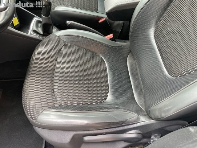 RENAULT Captur usata, con ESP