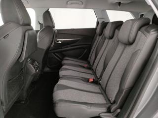 PEUGEOT 5008 usata, con Sistema di navigazione