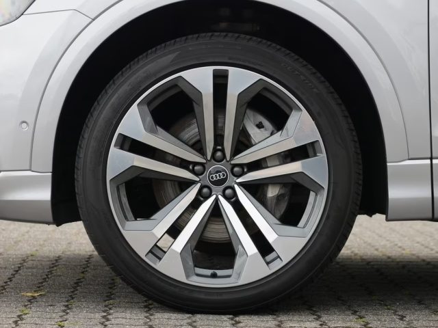 AUDI Q8 usata, con Airbag Passeggero