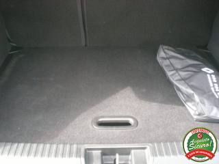 RENAULT Captur usata, con Fari LED