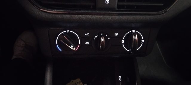 SKODA Kamiq usata, con Sensore di luce