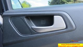 HYUNDAI i20 usata 66