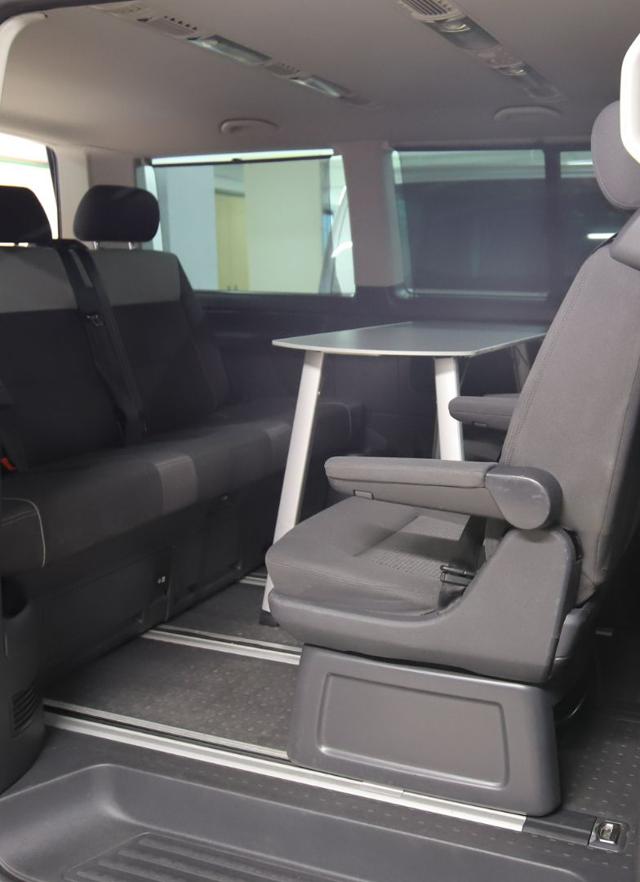 VOLKSWAGEN Multivan usata, con Airbag laterali