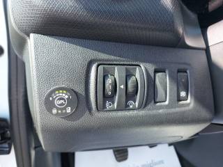 RENAULT Clio usata, con Controllo trazione