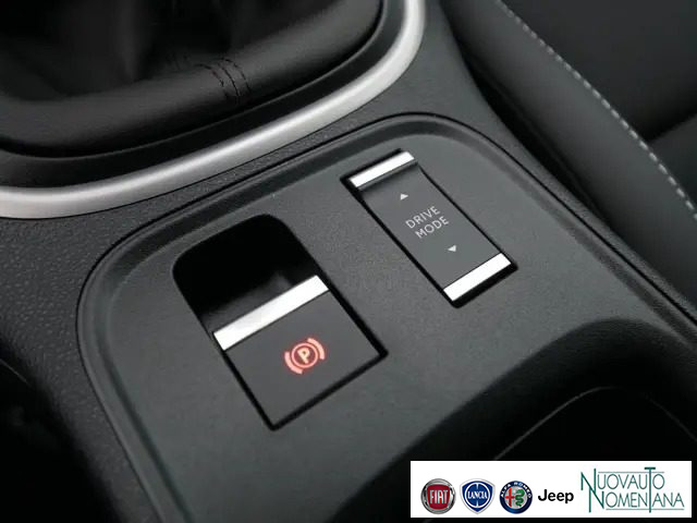 JEEP Avenger usata, con Autoradio digitale