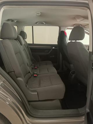 VOLKSWAGEN Touran usata, con Controllo trazione