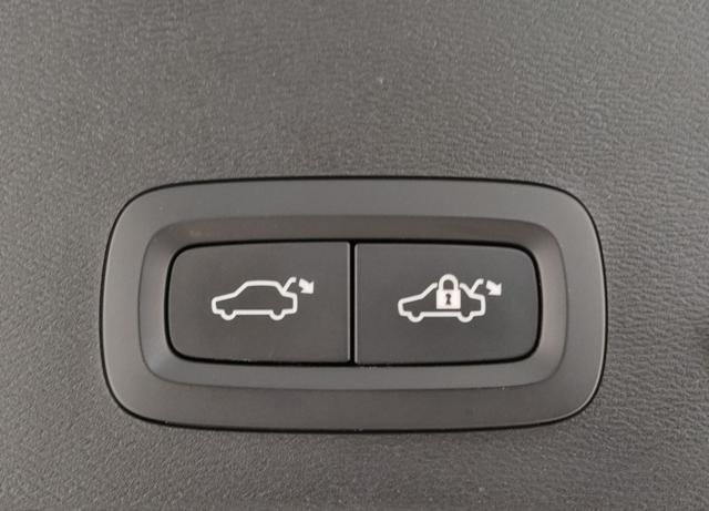 VOLVO XC40 usata, con Bluetooth
