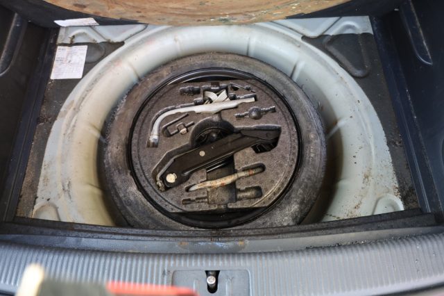 VOLKSWAGEN Golf Plus usata 57