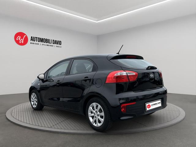 KIA Rio usata, con Airbag laterali