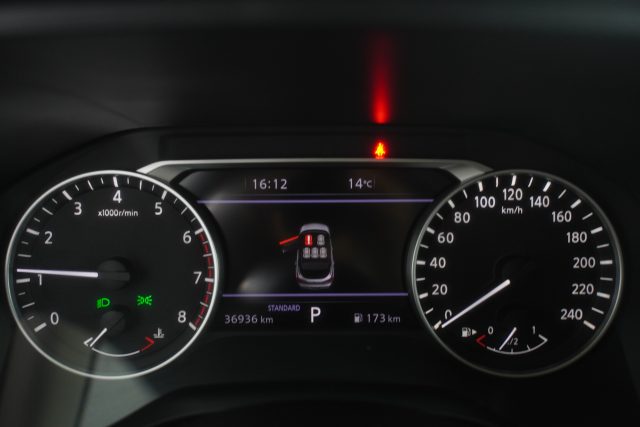 NISSAN Qashqai usata 13