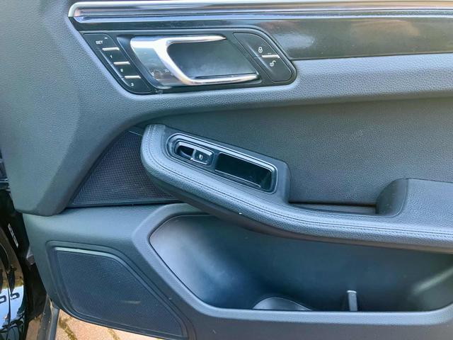 PORSCHE Macan usata 27