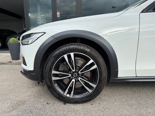VOLVO V90 Cross Country usata, con Cruise Control