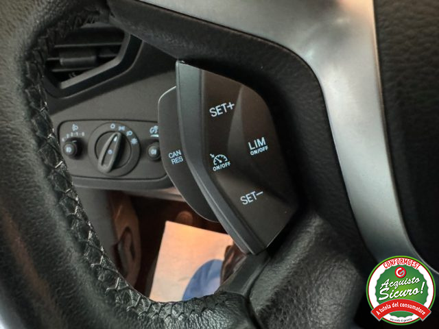 FORD Kuga usata, con Sistema di navigazione