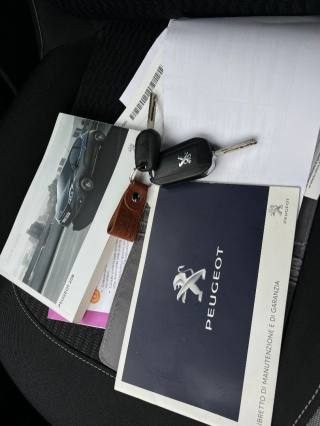 PEUGEOT 208 usata, con Cerchi in lega