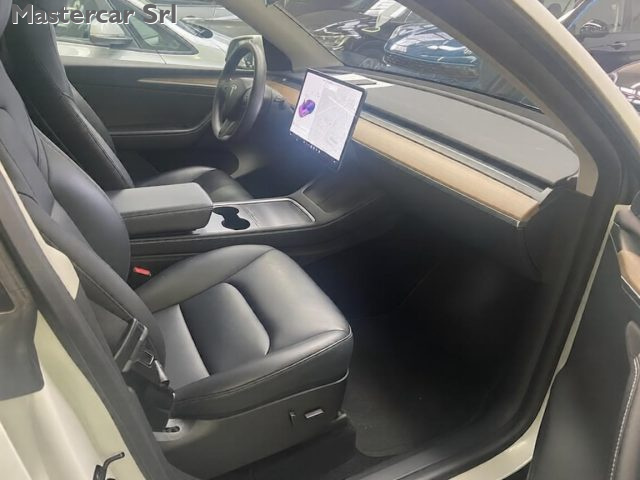 TESLA Model Y usata 6