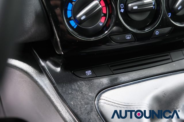 LANCIA Ypsilon usata 27