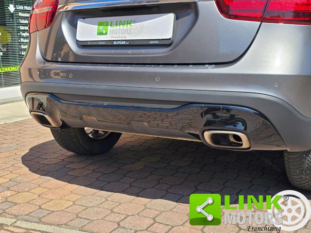 MERCEDES-BENZ GLA 200 usata, con Sensori di parcheggio anteriori