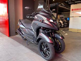 YAMAHA Tricity 300 usata 1