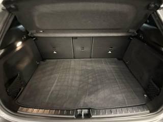 MERCEDES-BENZ GLA 180 usata, con Chiusura centralizzata