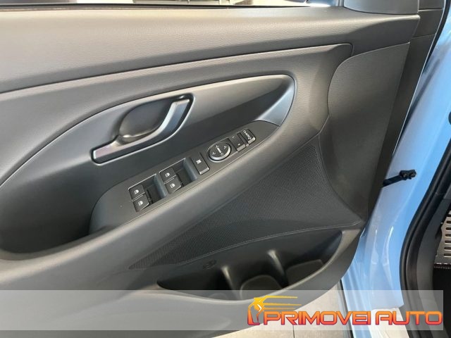 HYUNDAI i30 usata 13