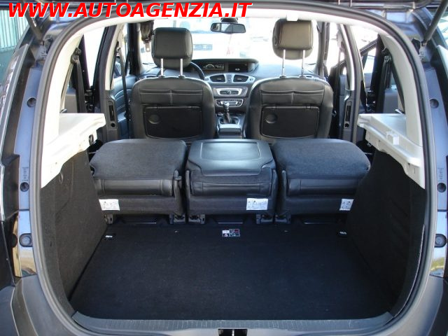 RENAULT Scenic usata 11