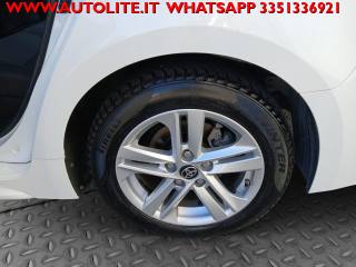 TOYOTA Corolla usata, con Fari LED
