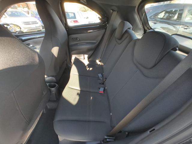 TOYOTA Aygo X usata, con USB