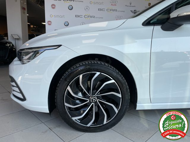 VOLKSWAGEN Golf usata, con Sistema di navigazione