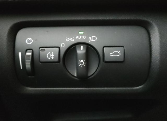 VOLVO V40 usata, con Controllo trazione