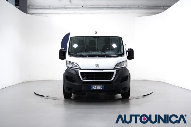 PEUGEOT Boxer usata, con Airbag