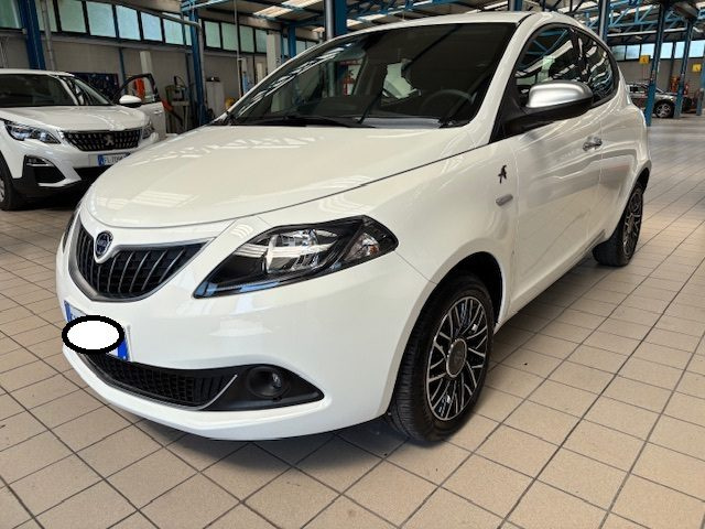LANCIA Ypsilon usata, con Airbag
