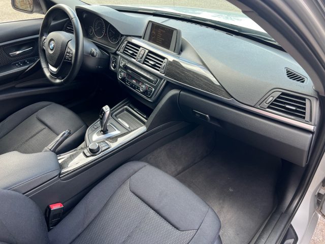 BMW 320 usata, con Autoradio