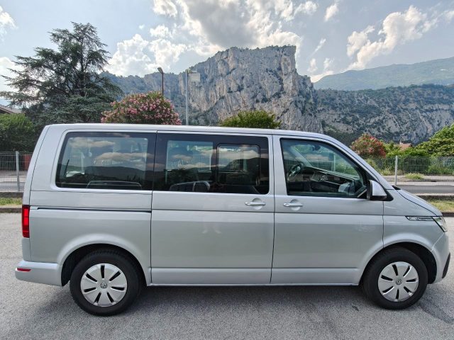 VOLKSWAGEN Caravelle usata, con Climatizzatore