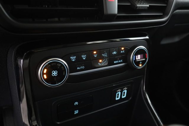 FORD EcoSport usata 9