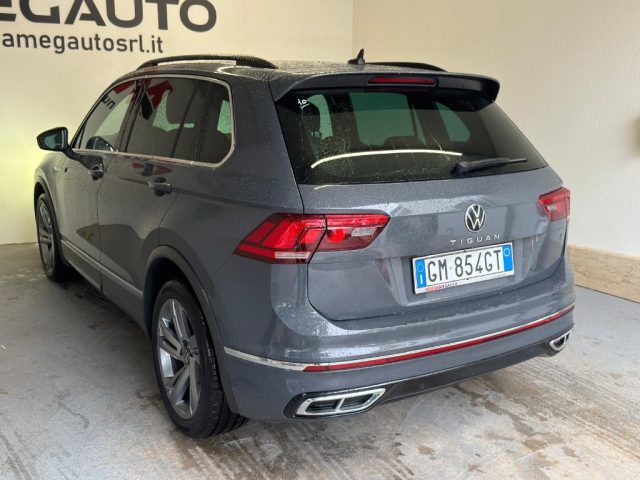 VOLKSWAGEN Tiguan usata, con Fari LED