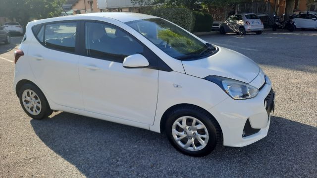HYUNDAI i10 usata, con Airbag laterali