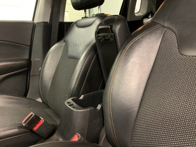 JEEP Compass usata, con Volante in pelle