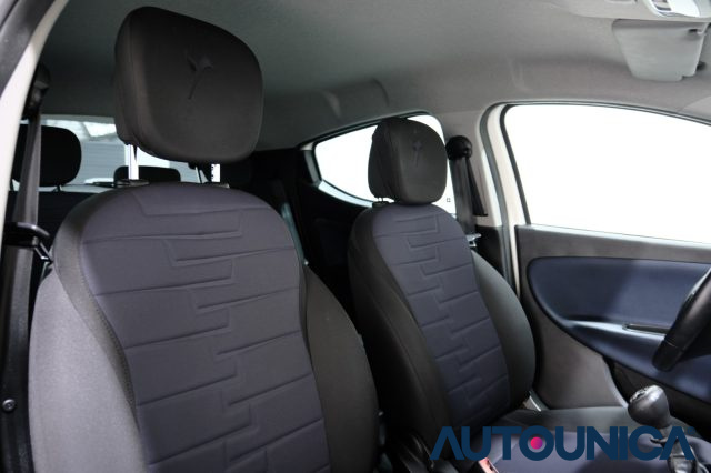 LANCIA Ypsilon usata 47